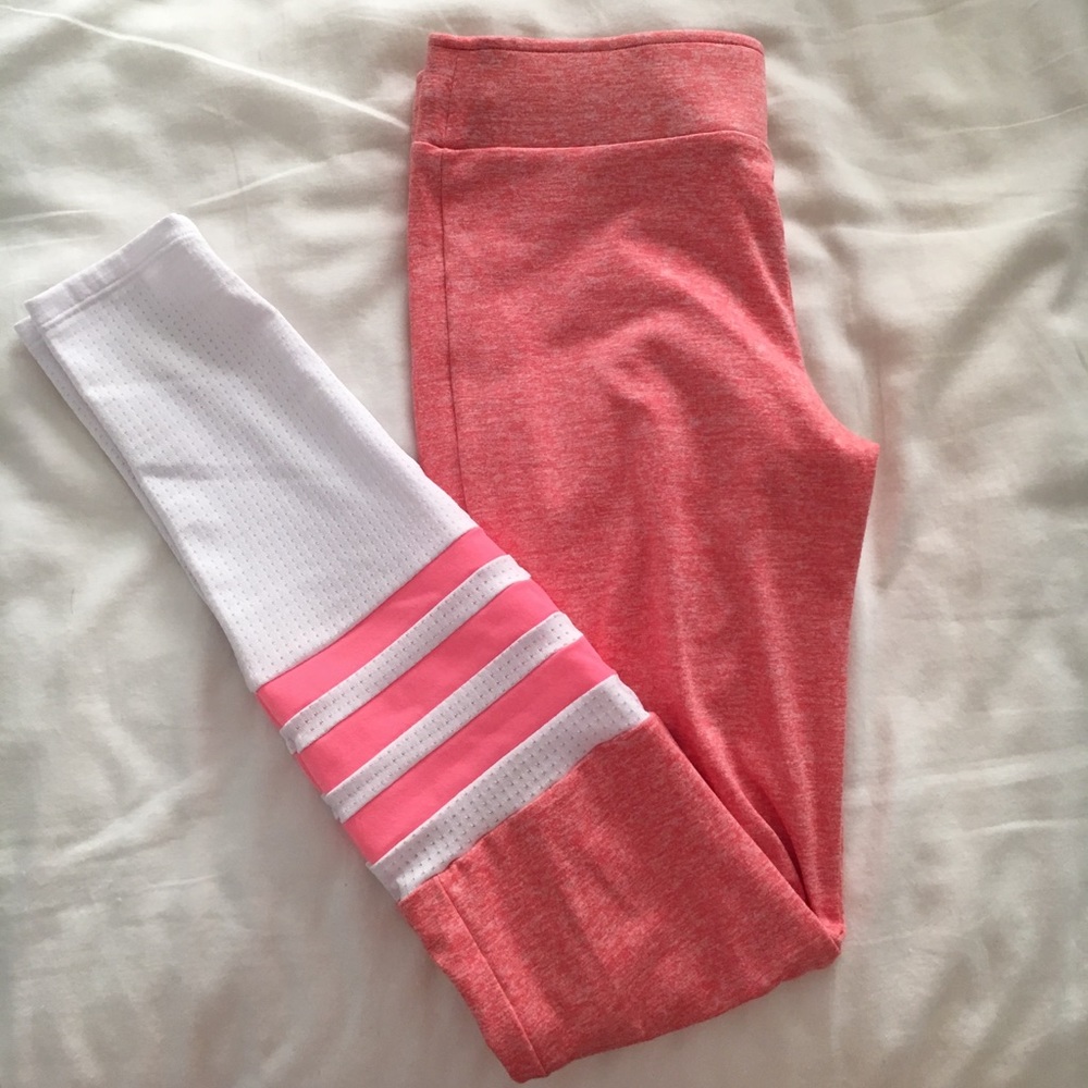 Bombshell Sportswear Leggings - Peach